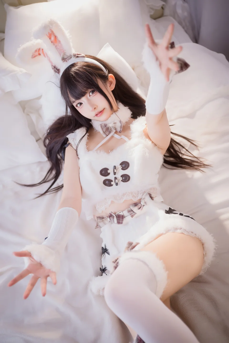 神楽坂真冬 - 毛绒白兔 [75P,2V-318MB] tg@simisebaisi 【丝足阁】065.webp